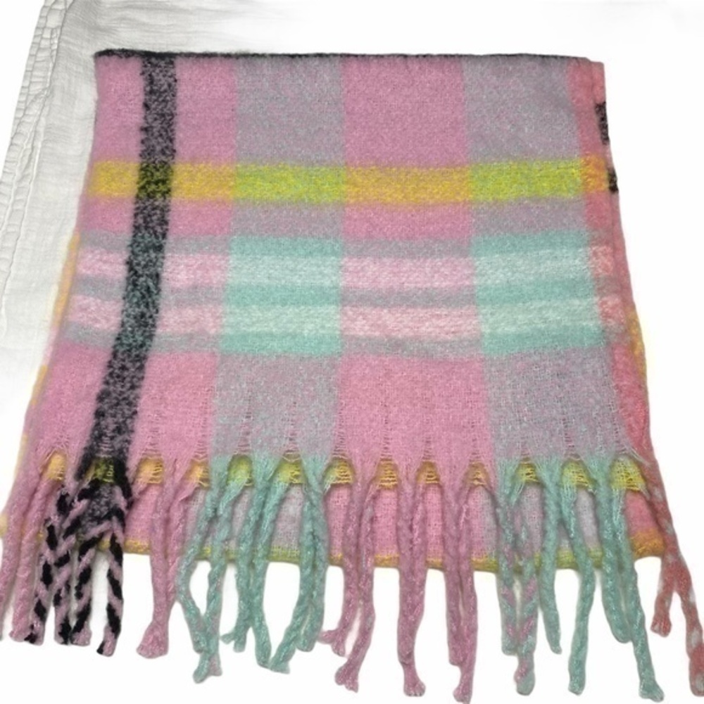Marcus Alder NY Fussy Cosy Scarf/Wrap NWT